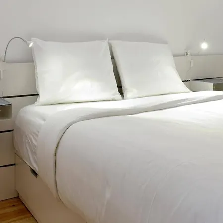 Artury Apartment *